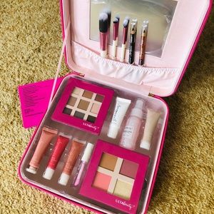 Ulta  Love  Makeup Collection 
(BestMothersDaygift